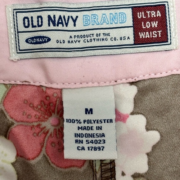 Women’s Old Navy Medium 8 - 10 Swim Boy Shorts Boxers Swimwear Boardshort EUC - Picture 10 of 11